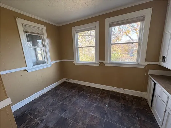 $99,000 | 3235 Garfield Avenue, Kansas City, MO 64109