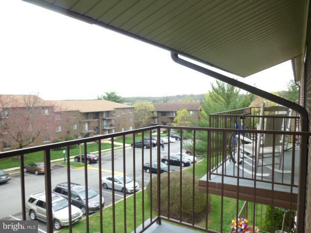 6280 Edsall Road, Unit 402 Alexandria, VA 22312 - Photo 24 of 27 Balcony