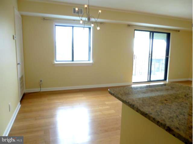 6280 Edsall Road, Unit 402 Alexandria, VA 22312 - Photo 5 of 27 Dining Room