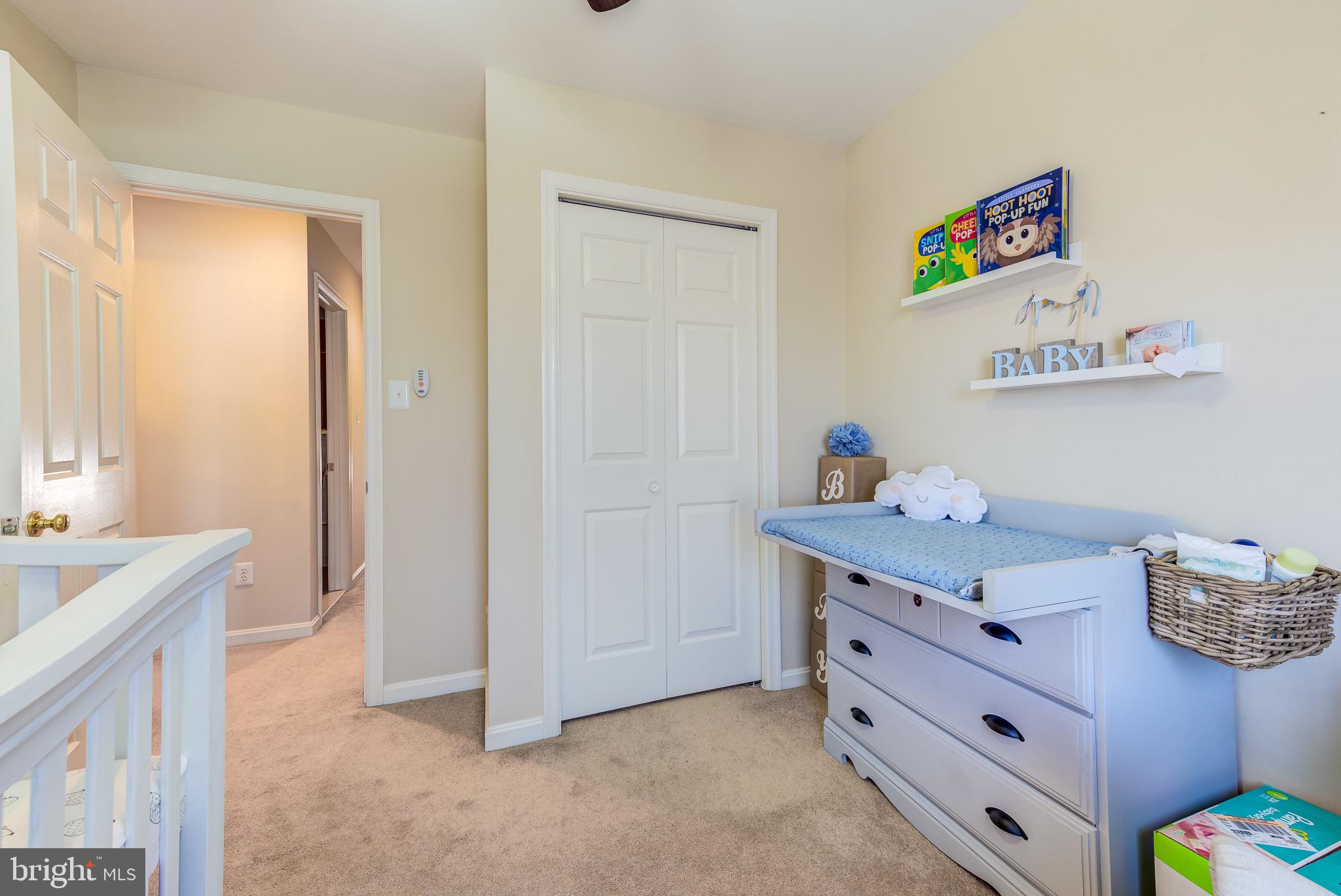 22061 Manning Square Sterling, VA 20166 - Photo 18 of 33