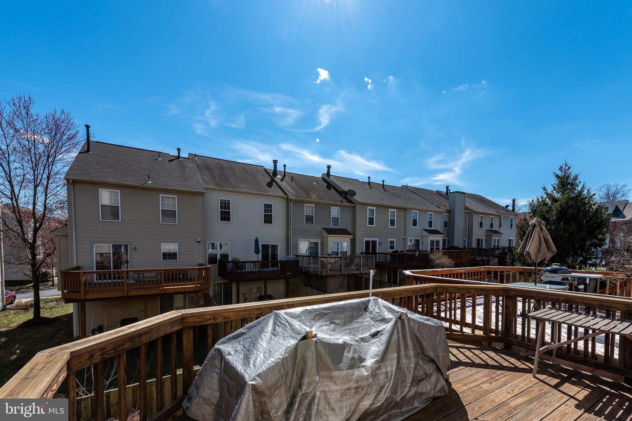 22061 Manning Square Sterling, VA 20166 - Photo 32 of 33