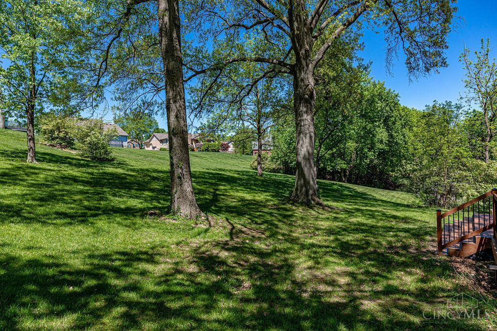 4715 Ebenezer Road Cincinnati, OH 45248 - Photo 37 of 43