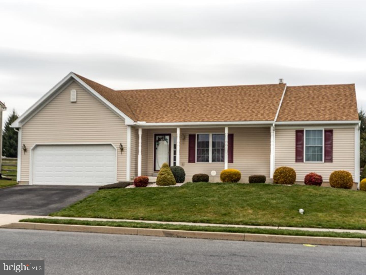 17 Roxberry Drive Sinking Spring, PA 19608 - Photo 2 of 23