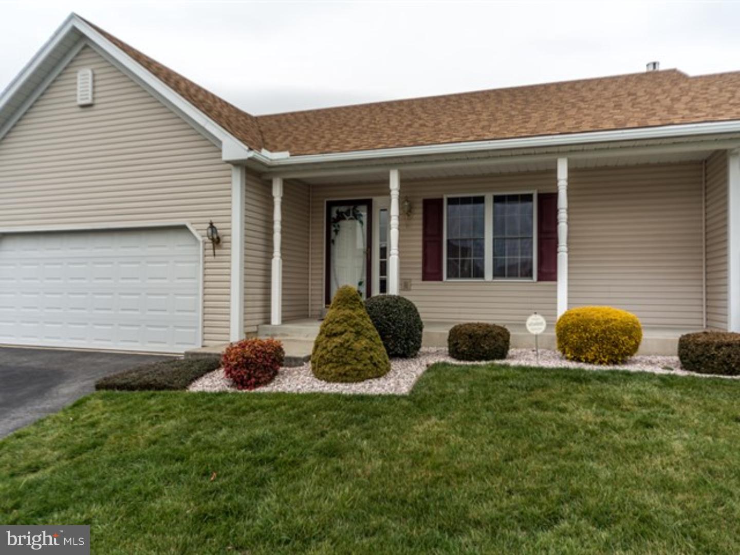 17 Roxberry Drive Sinking Spring, PA 19608 - Photo 3 of 23