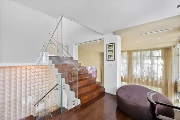 $6,000,000 | 6001 Laguna Path South, Miami Beach, FL 33141