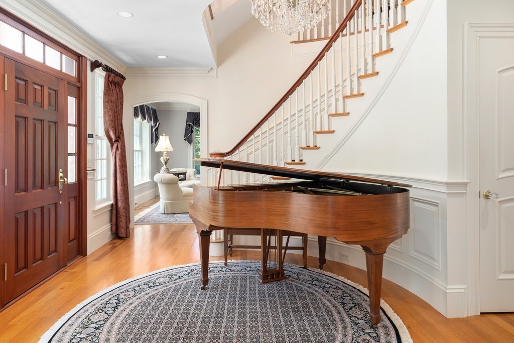 21 Radcliffe Road Weston, MA 02493 - Photo 21 of 42