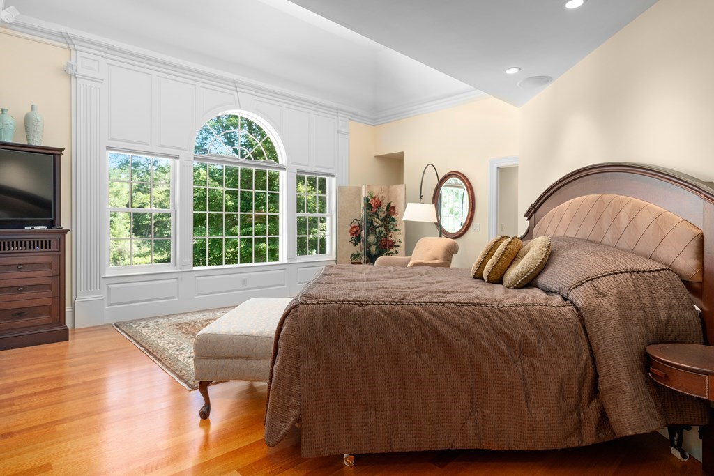 21 Radcliffe Road Weston, MA 02493 - Photo 22 of 42