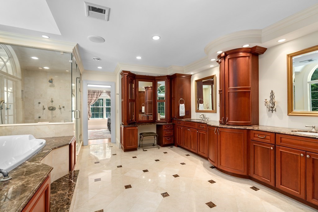 21 Radcliffe Road Weston, MA 02493 - Photo 24 of 42