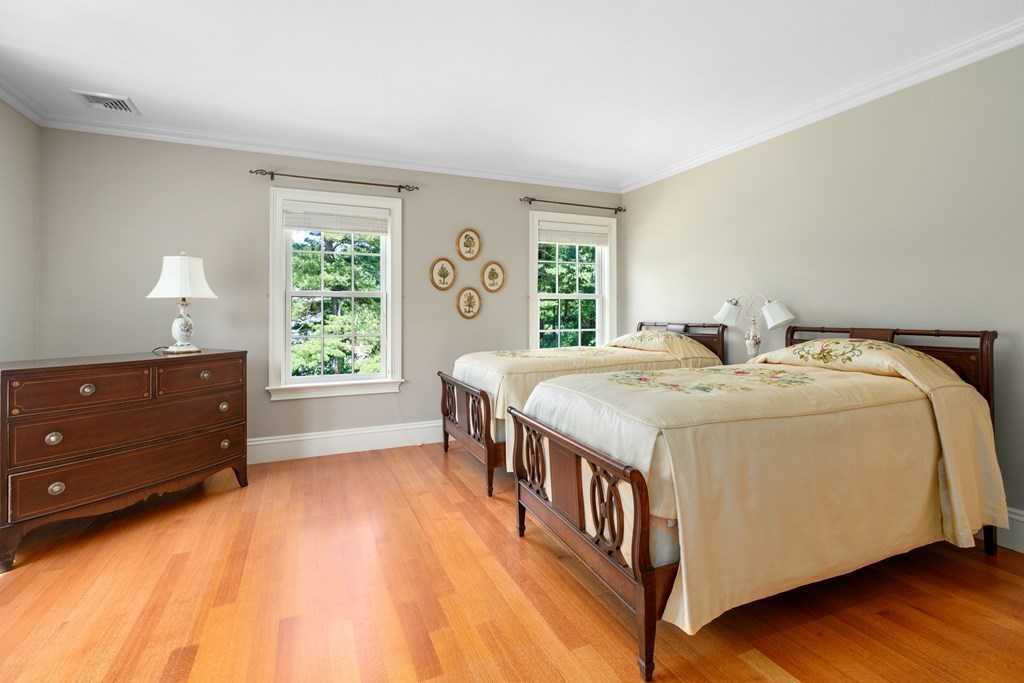 21 Radcliffe Road Weston, MA 02493 - Photo 28 of 42