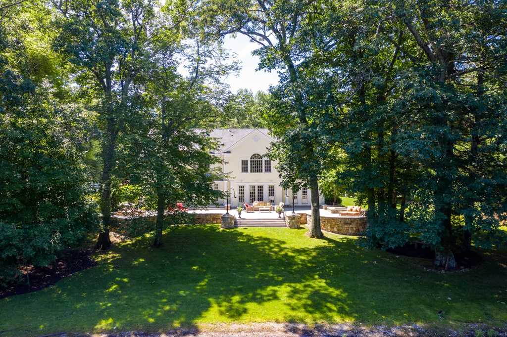 21 Radcliffe Road Weston, MA 02493 - Photo 42 of 42