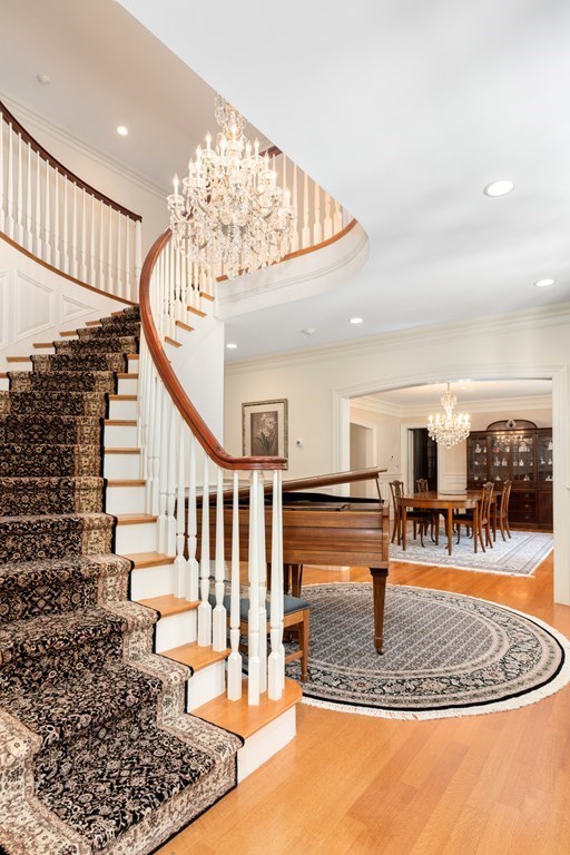 21 Radcliffe Road Weston, MA 02493 - Photo 8 of 42