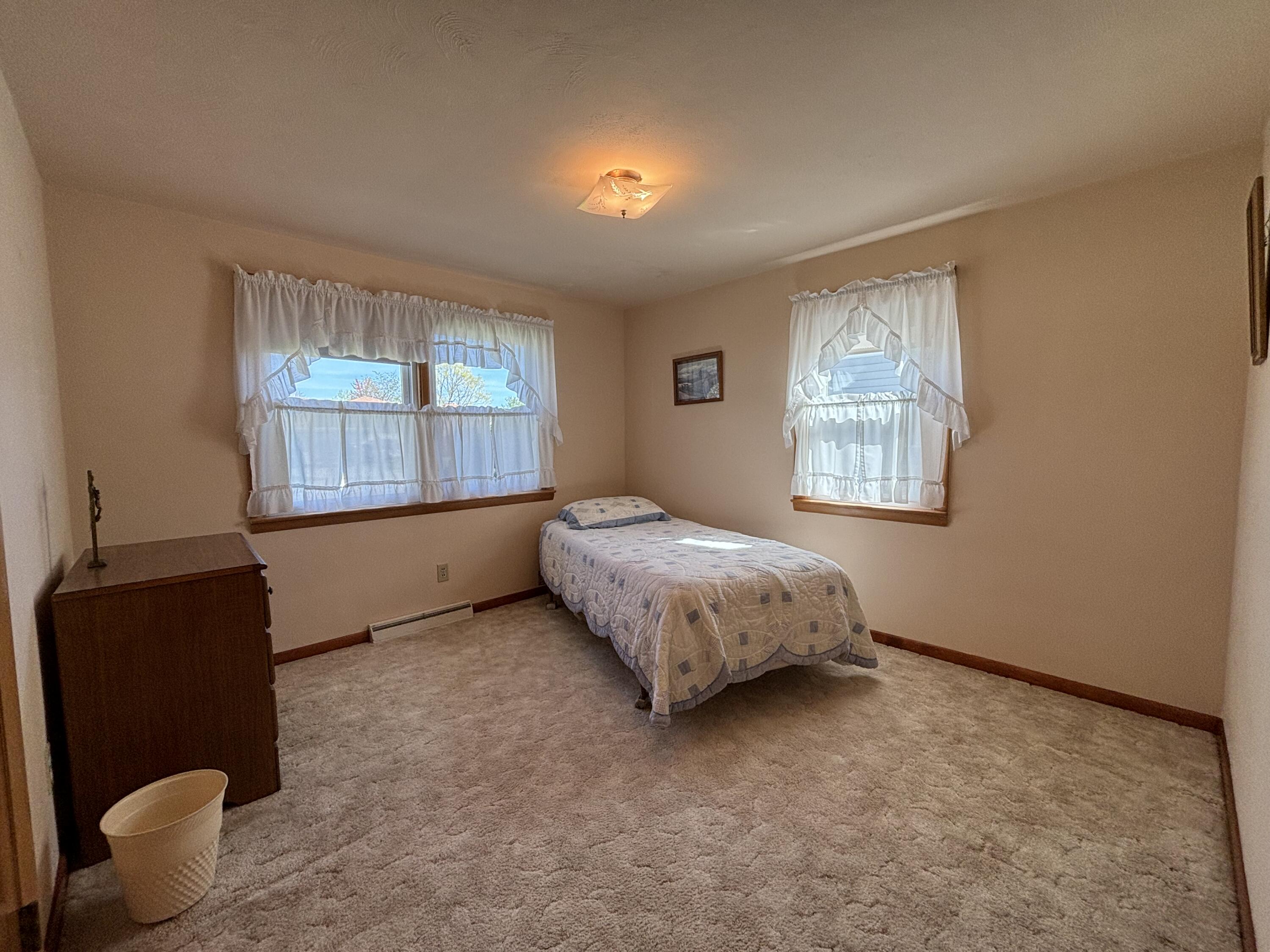 613 East Thompson Street Rensselaer, IN 47978 - Photo 14 of 26 3000x2250