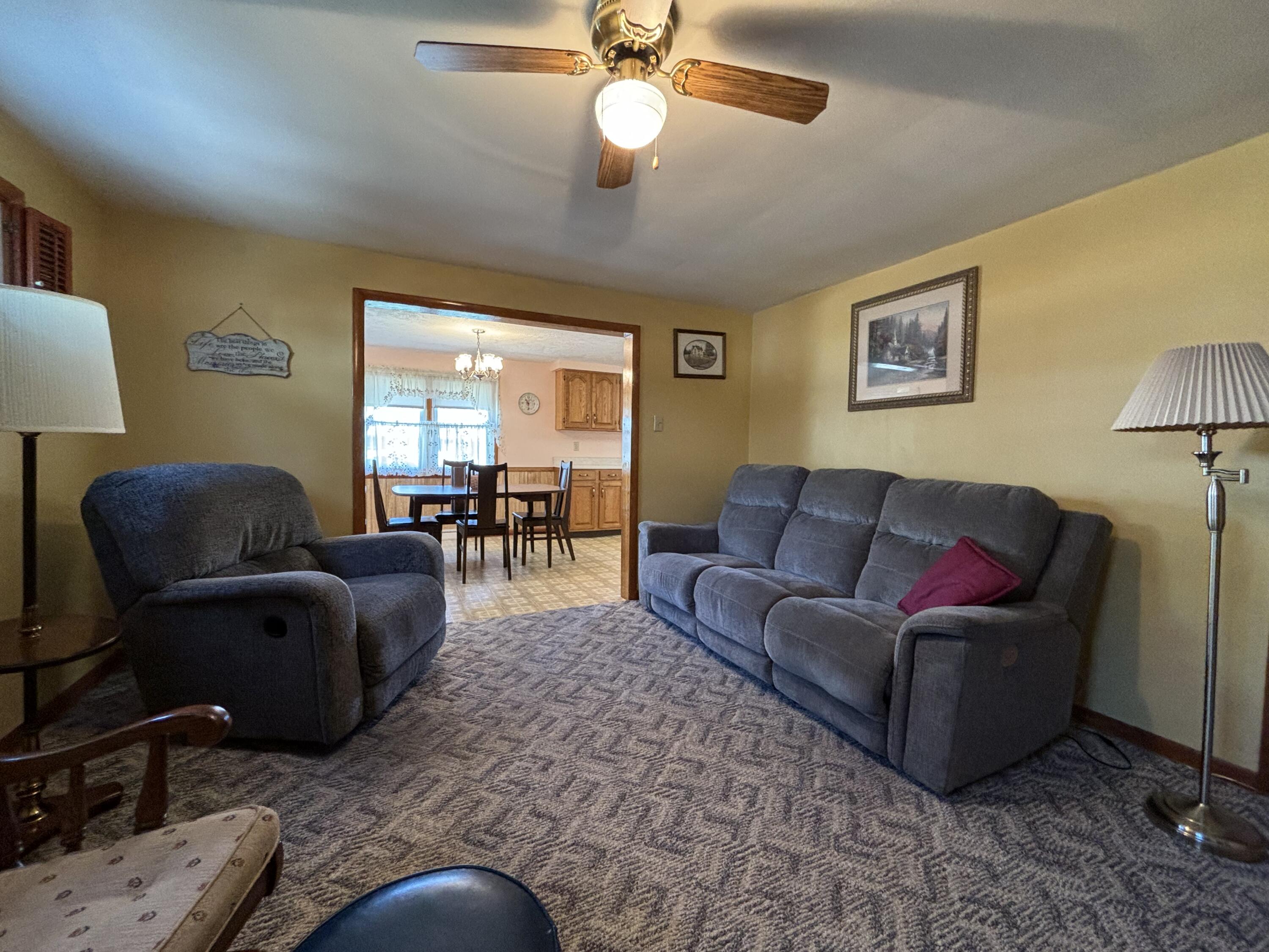 613 East Thompson Street Rensselaer, IN 47978 - Photo 4 of 26 3000x2250