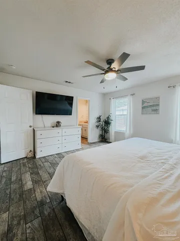 $2,750 | 8625 El Paseo Street, Navarre, FL 32566