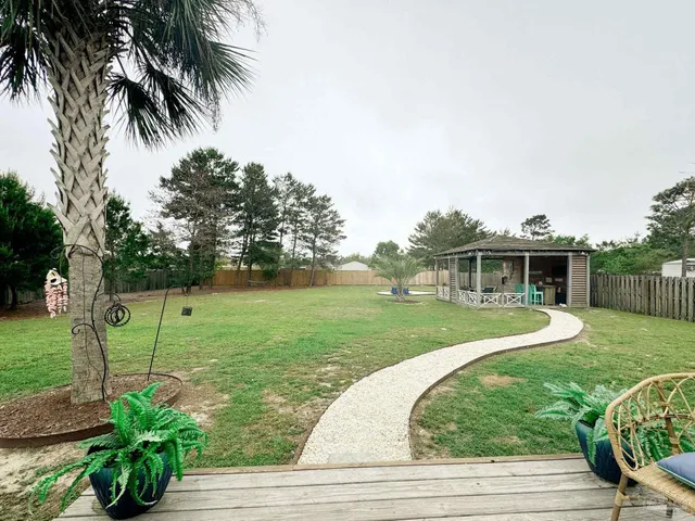 $2,750 | 8625 El Paseo Street, Navarre, FL 32566