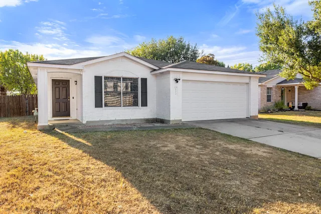 $289,000 | 222 Bryant Drive, Bastrop, TX 78602