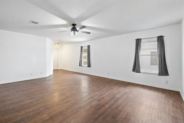 $289,000 | 222 Bryant Drive, Bastrop, TX 78602