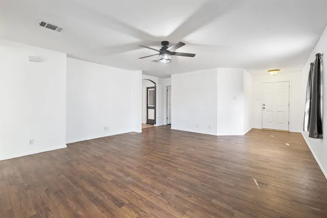 $289,000 | 222 Bryant Drive, Bastrop, TX 78602