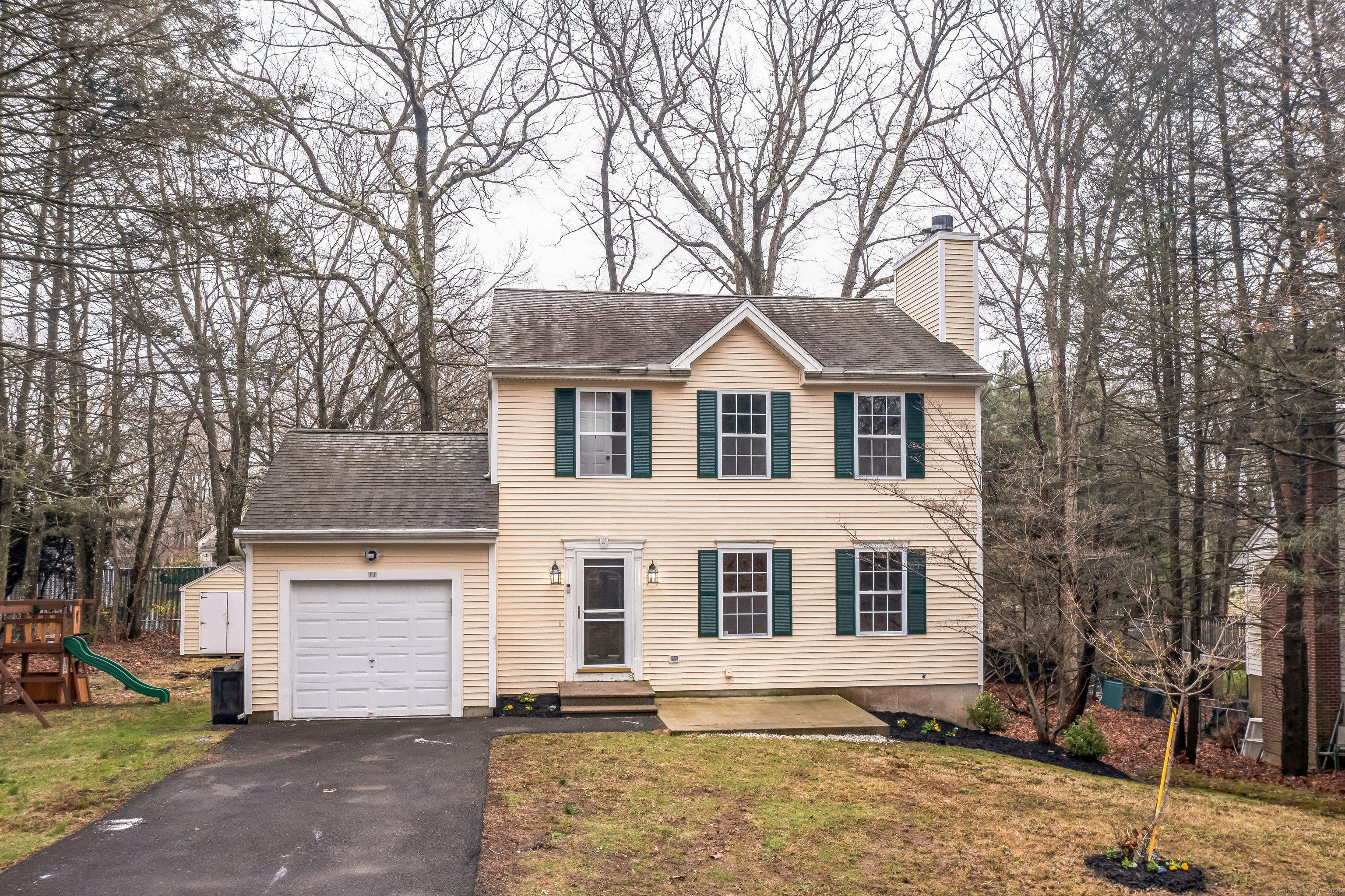 11 Priscilla Road West Haven, CT 06516 - Photo 13 of 40