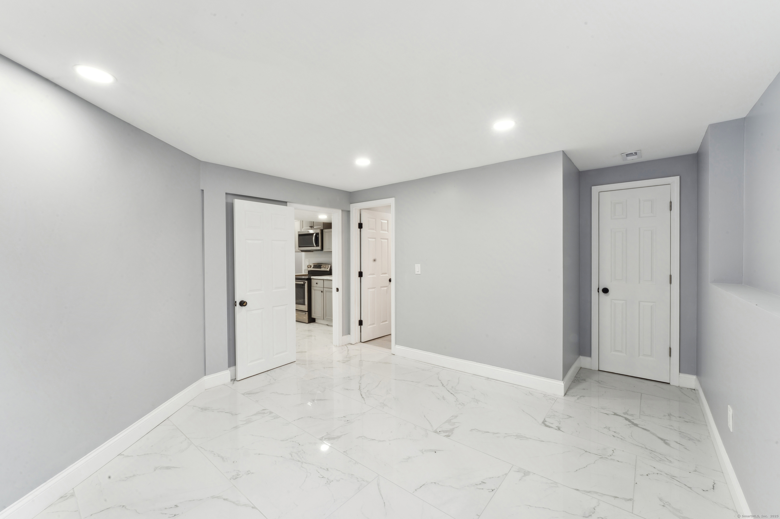 11 Priscilla Road West Haven, CT 06516 - Photo 21 of 40