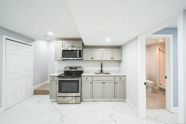 $519,999 | 11 Priscilla Road, West Haven, CT 06516