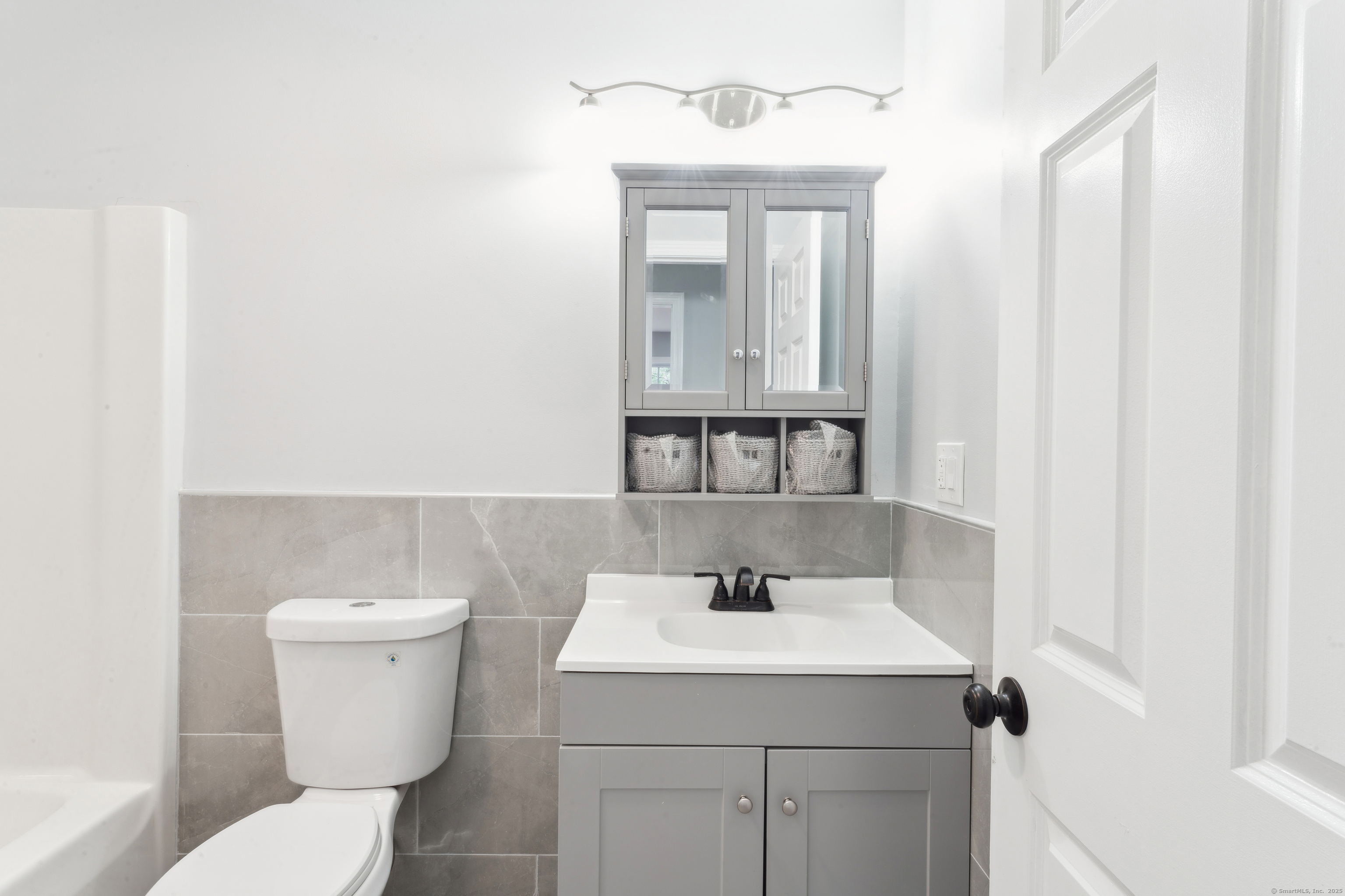 11 Priscilla Road West Haven, CT 06516 - Photo 34 of 40