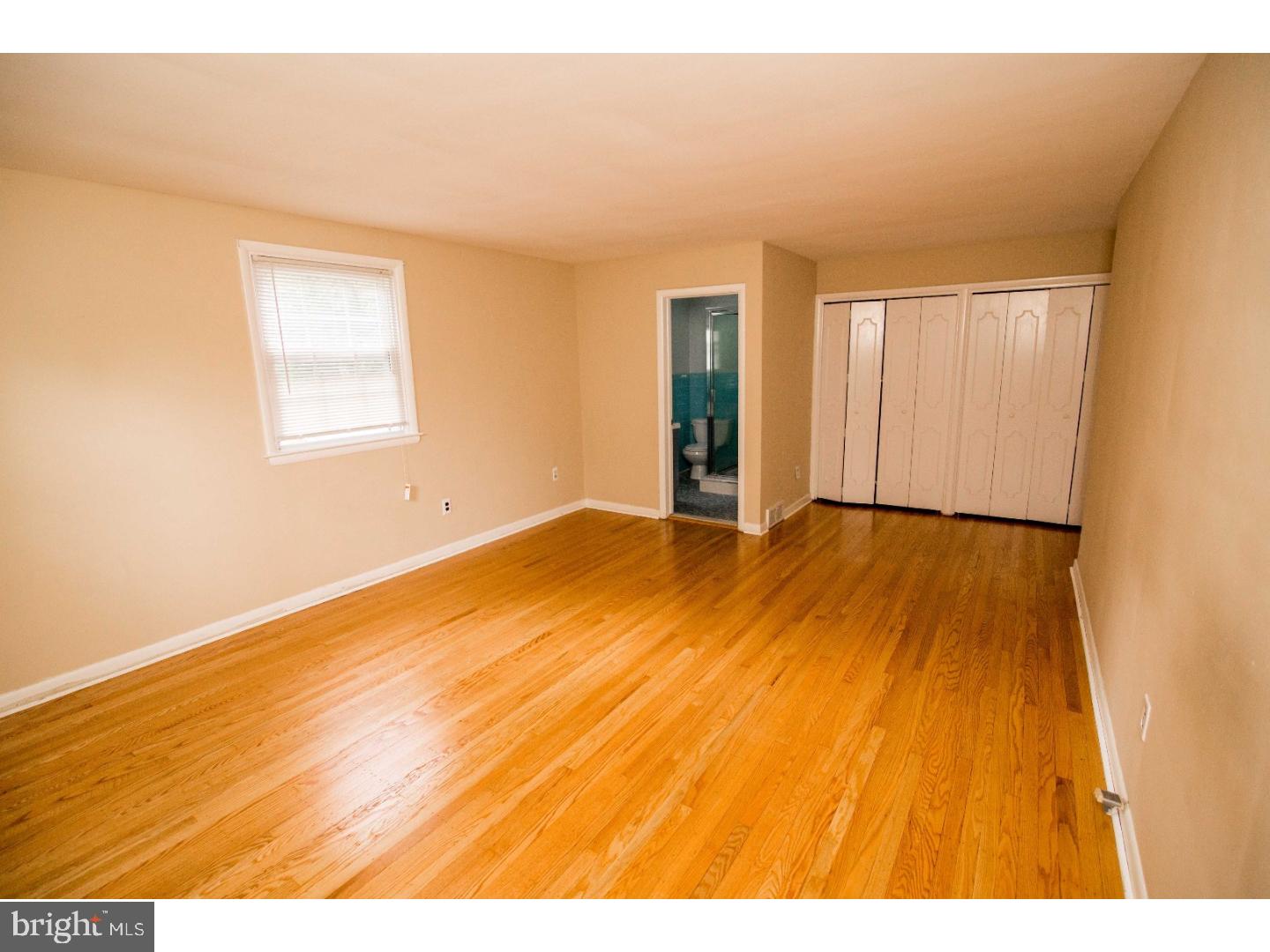 484 Kerr Lane Springfield, PA 19064 - Photo 14 of 25 Bedroom 2