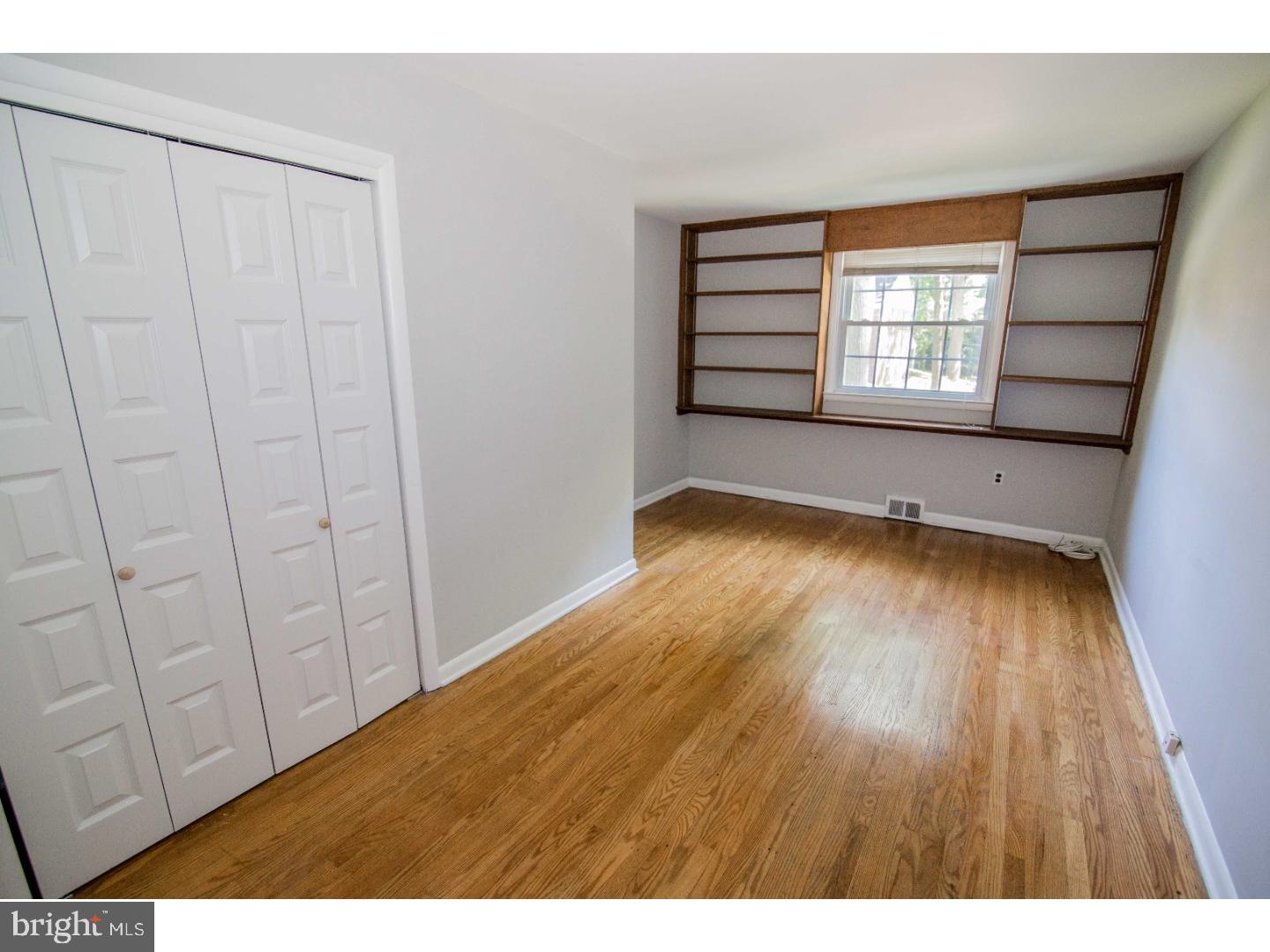 484 Kerr Lane Springfield, PA 19064 - Photo 18 of 25 Bedroom 4