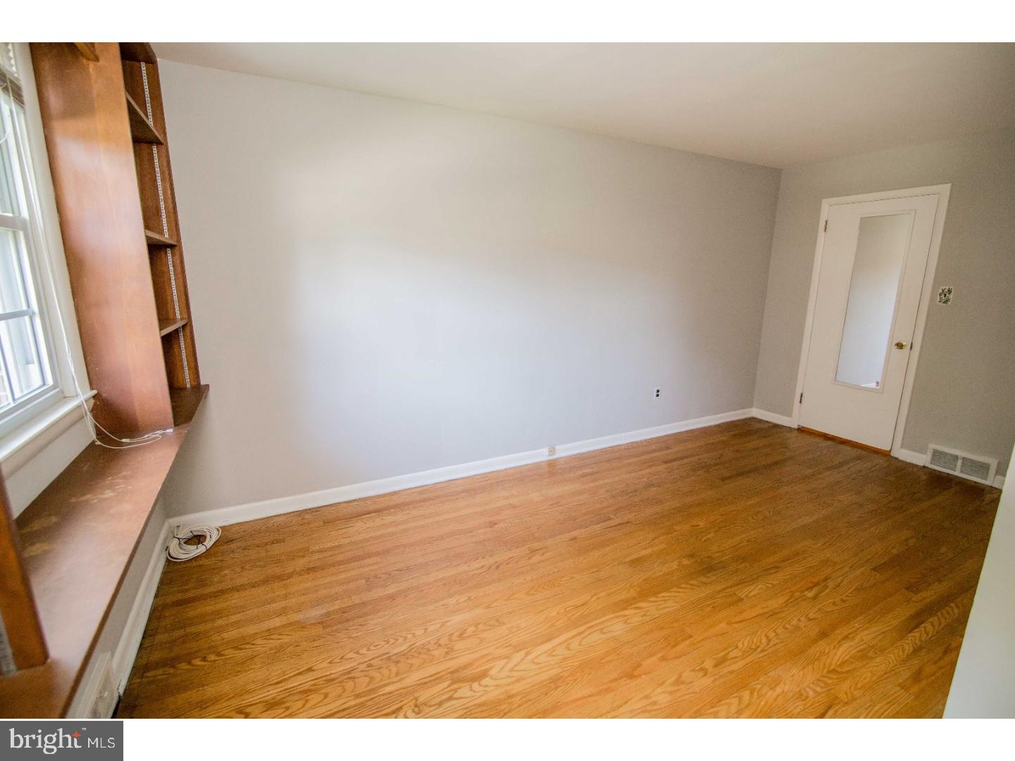 484 Kerr Lane Springfield, PA 19064 - Photo 19 of 25 Bedroom 4