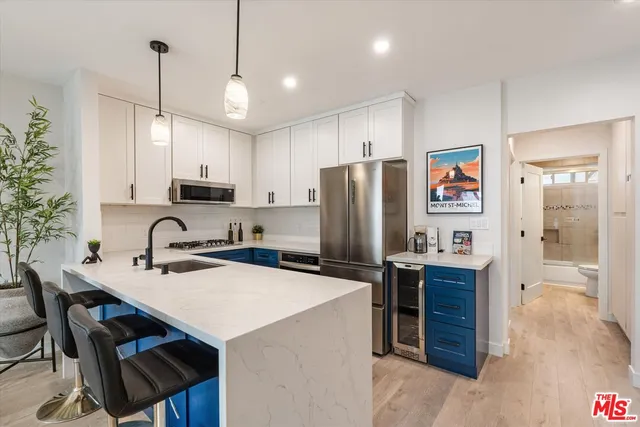 $669,000 | 2721 2nd Street, Unit 211, Santa Monica, CA 90405