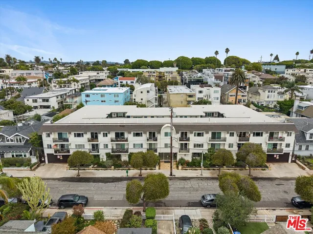 $669,000 | 2721 2nd Street, Unit 211, Santa Monica, CA 90405