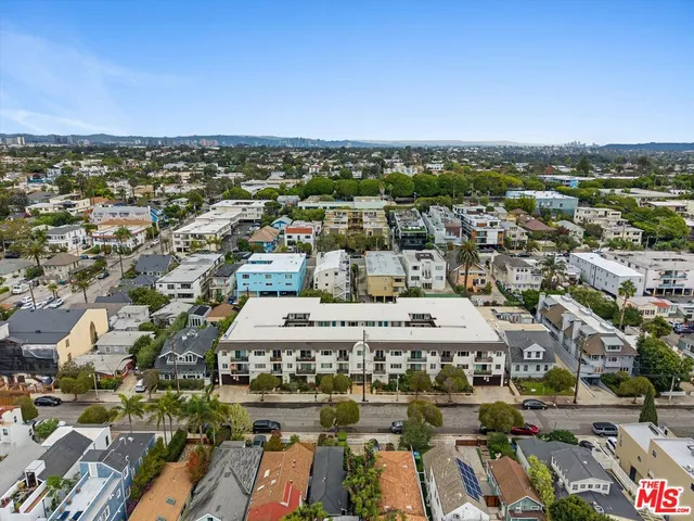 $669,000 | 2721 2nd Street, Unit 211, Santa Monica, CA 90405