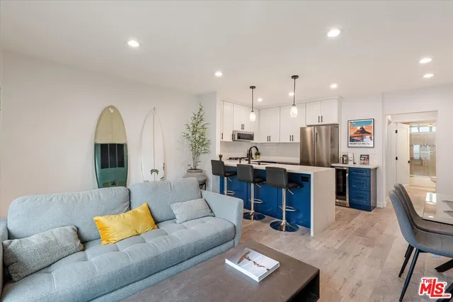 $669,000 | 2721 2nd Street, Unit 211, Santa Monica, CA 90405
