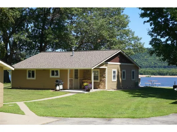 $675,000 | 67480 County Road 76, Wabasha, MN 55981