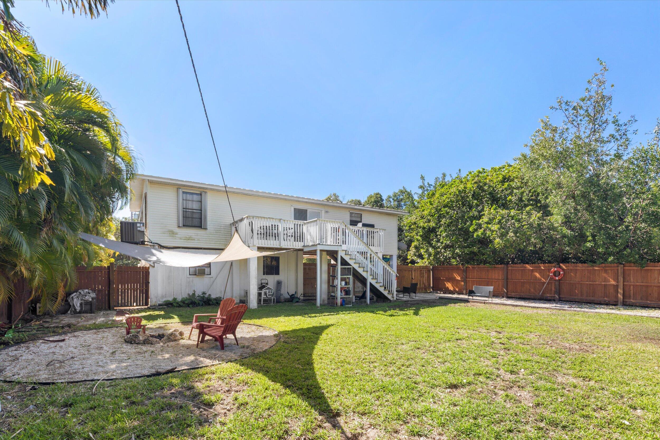 27147 Dolphin Road Summerland Key, FL 33042 - Photo 14 of 17 outdoor space