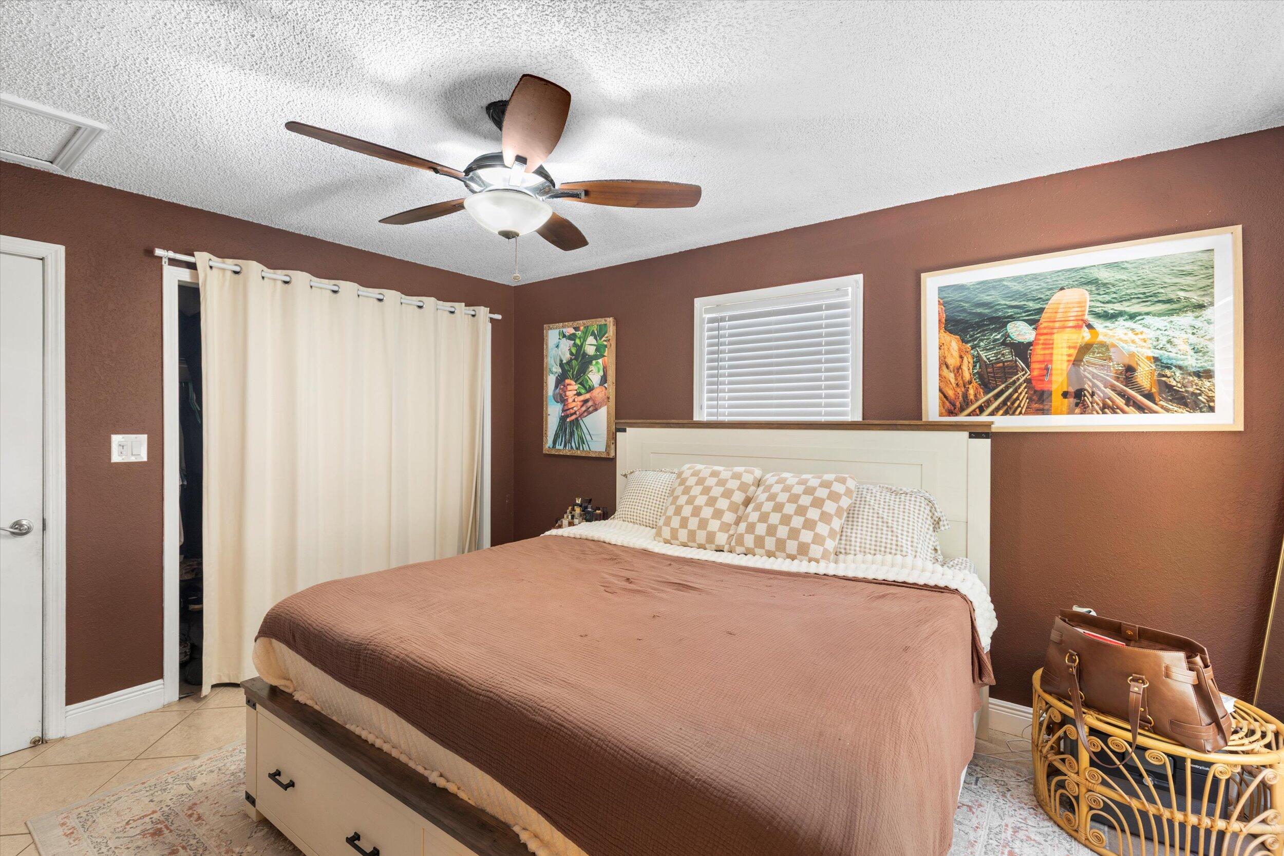 27147 Dolphin Road Summerland Key, FL 33042 - Photo 3 of 17 2nd Bedroom