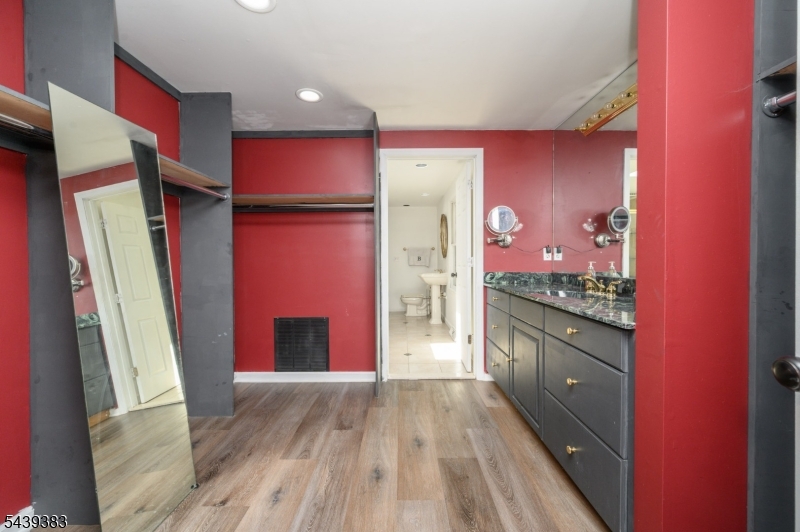 11 Pine Ridge Road Califon, NJ 07830 - Photo 17 of 50 Gallery Image 17