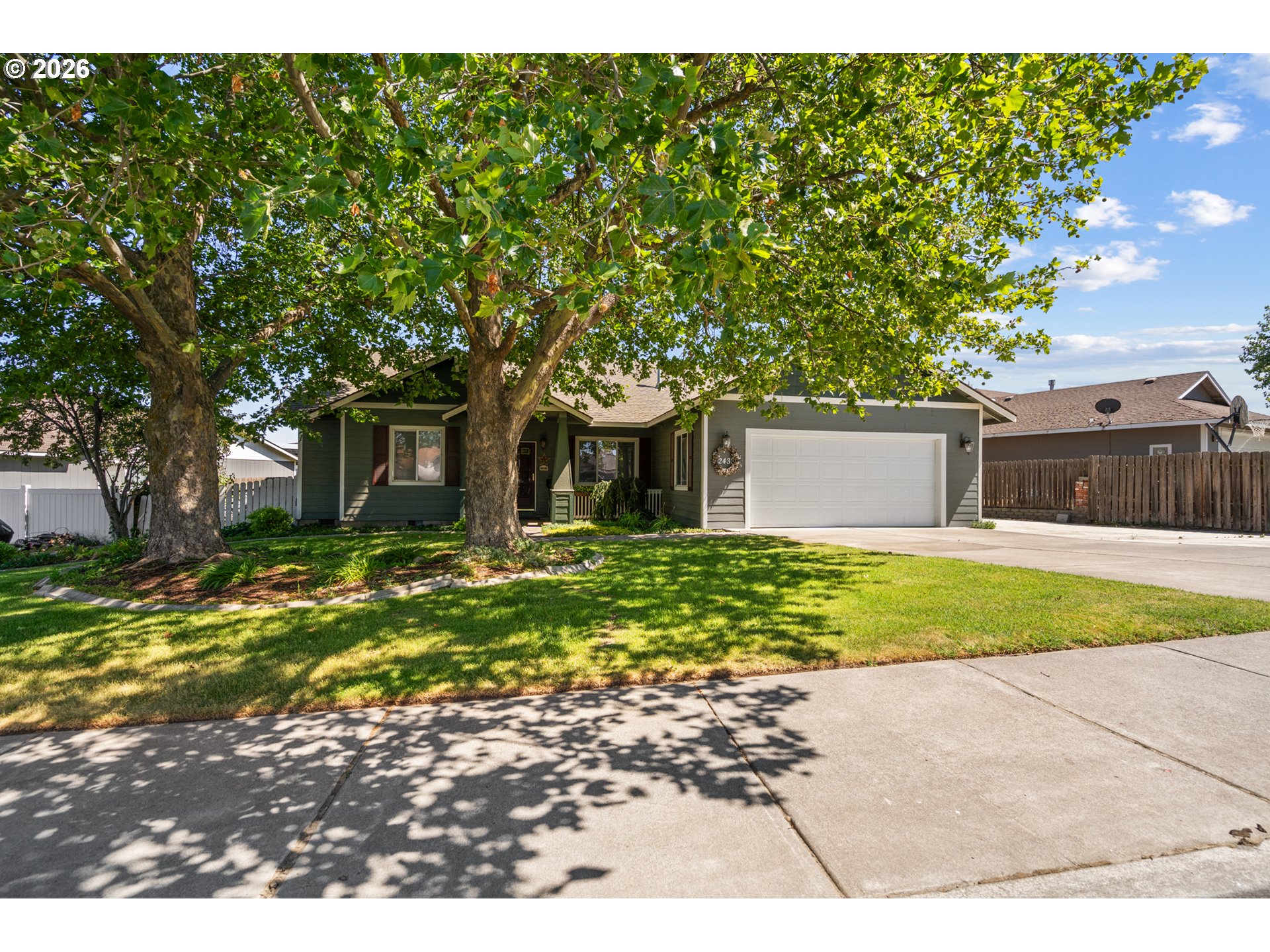 2433 Curlew Street Umatilla, OR 97882 - Photo 1 of 45