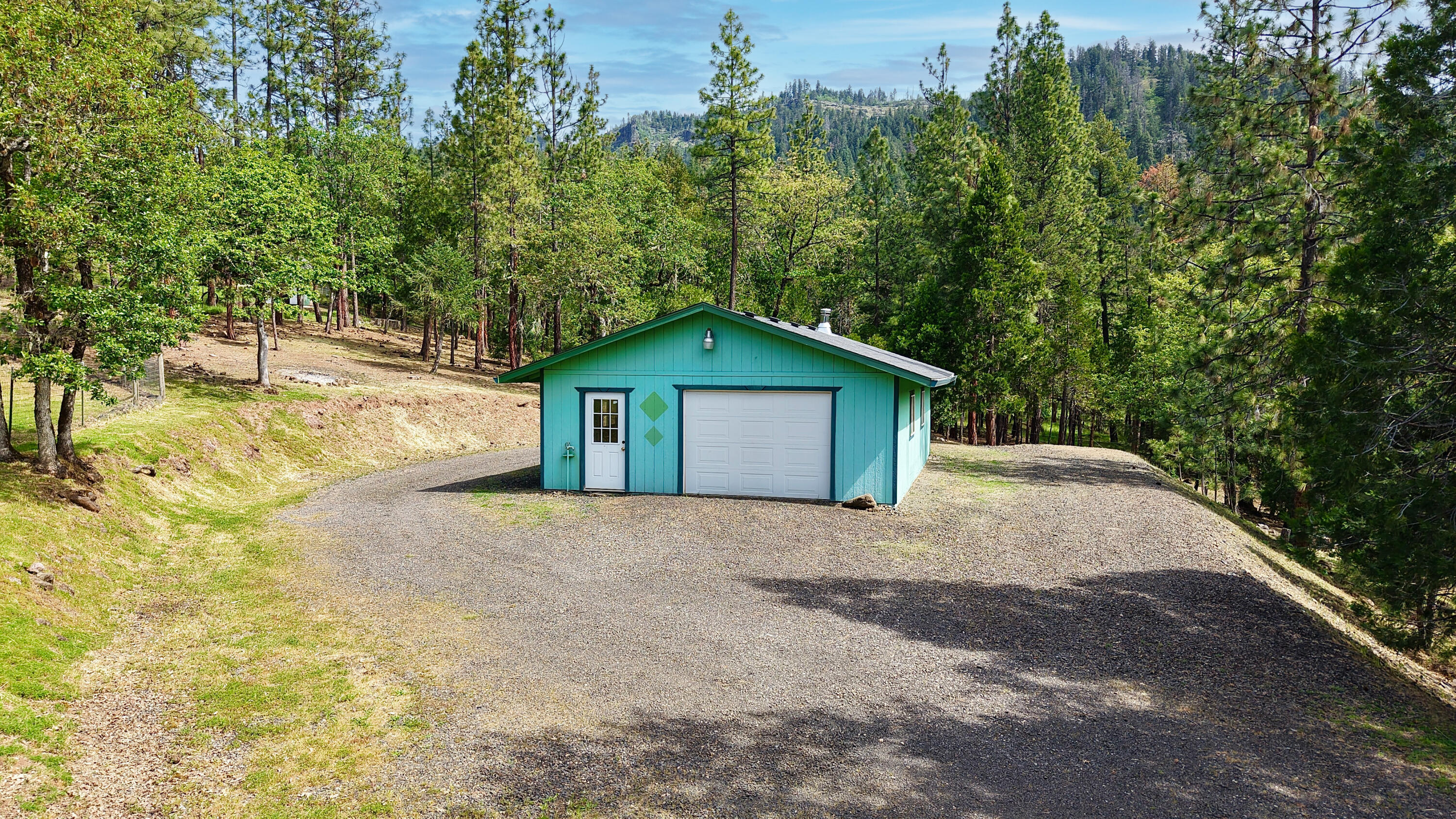 204 Shipley Terrace Prospect, OR 97536 - Photo 45 of 61 Shop