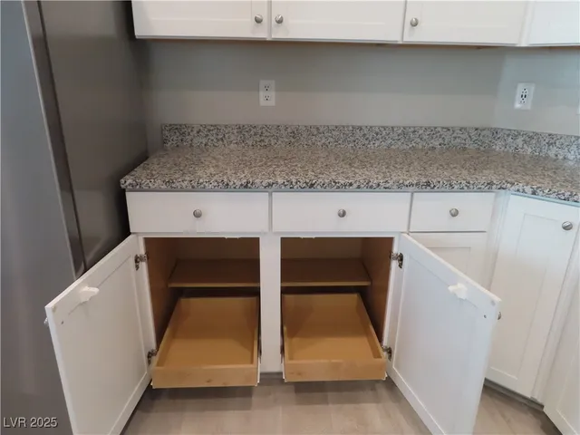 $2,500 | 2771 Alta Vista Street, Henderson, NV 89044