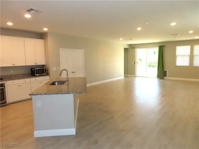 $2,500 | 2771 Alta Vista Street, Henderson, NV 89044