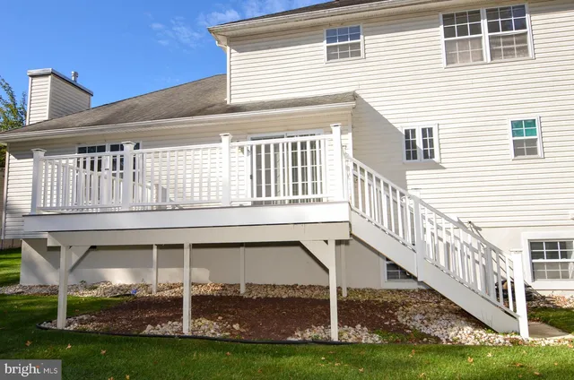 a view of a house with a big yard