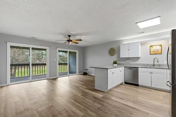 $119,500 | 500 Fairway Lane, Unit 8M, Conroe, TX 77302