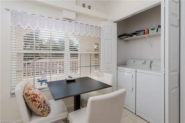 $2,000 | 3035 Horizon Lane, Unit 2208, Naples, FL 34109