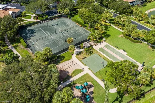$2,000 | 3035 Horizon Lane, Unit 2208, Naples, FL 34109