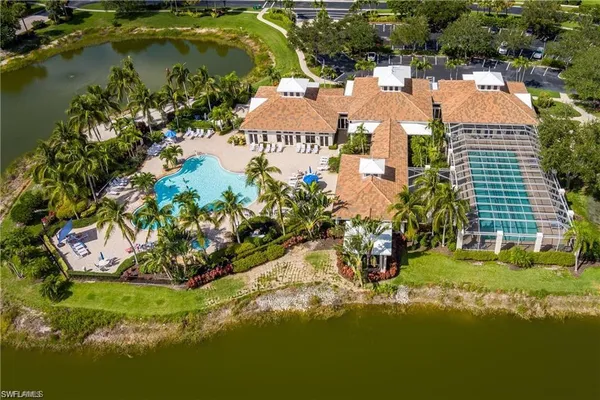 $2,000 | 3035 Horizon Lane, Unit 2208, Naples, FL 34109