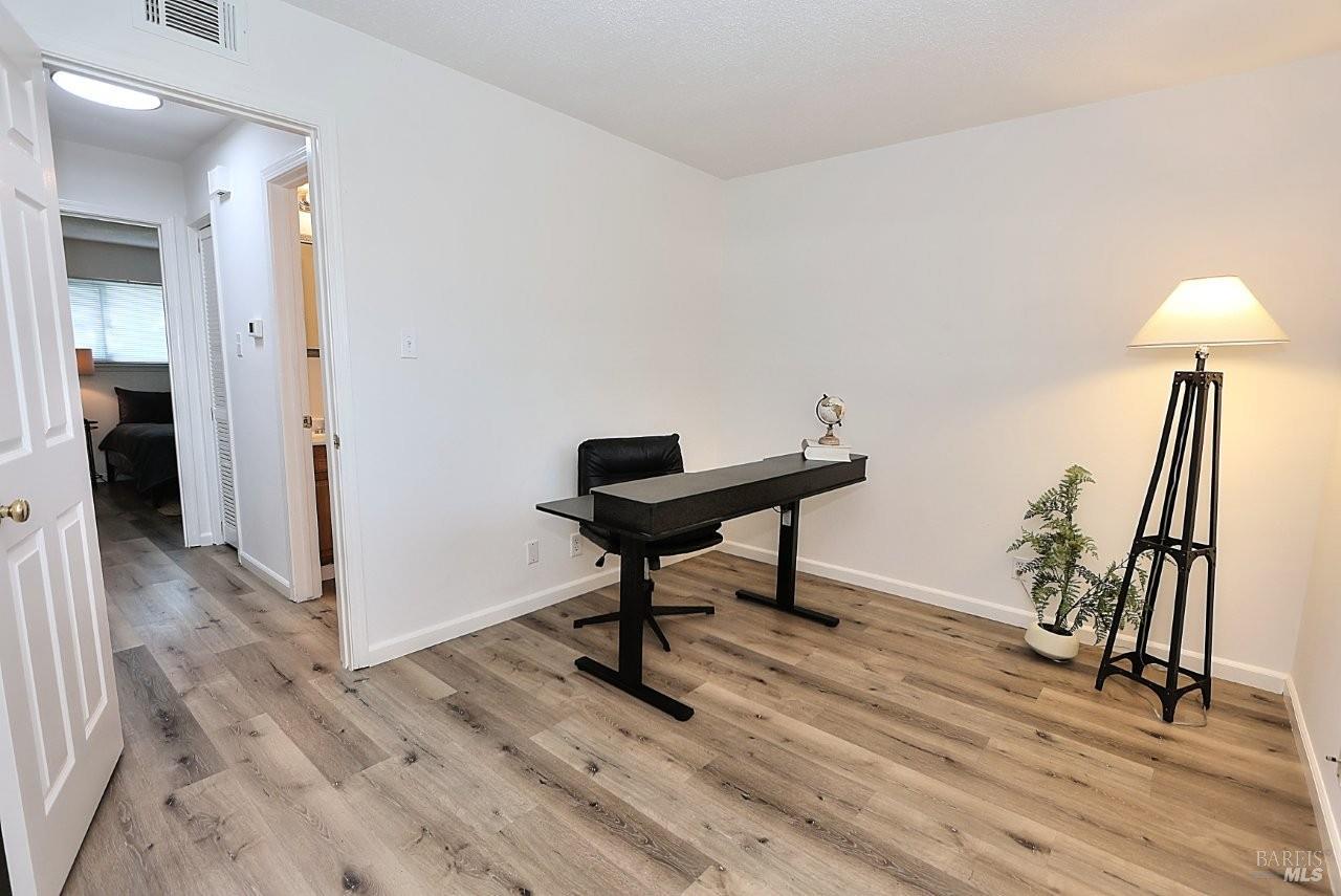 1970 Peabody Road, Unit 1 Vacaville, CA 95687 - Photo 11 of 16 a view of a livingroom with furniture and a table