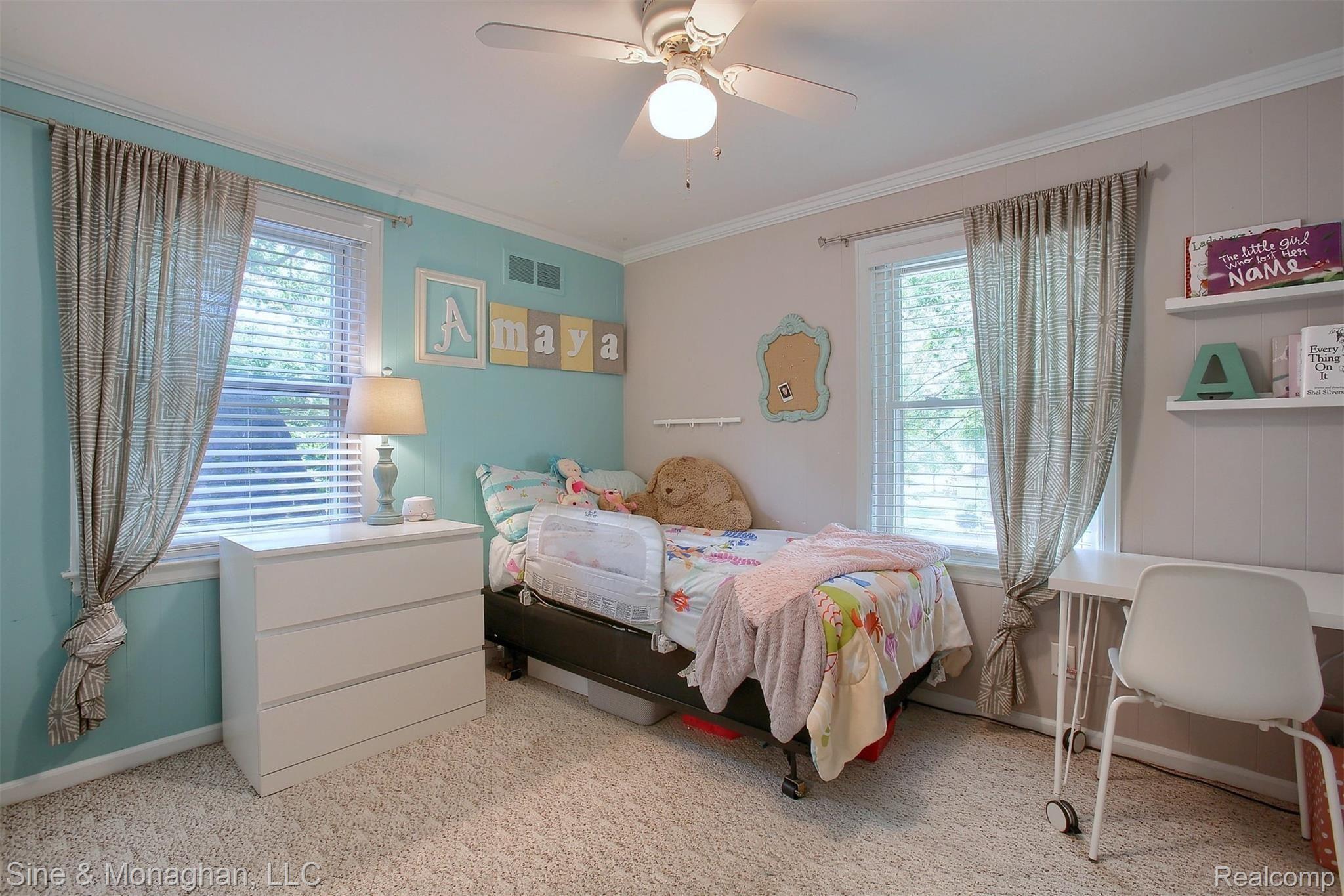 2110 Hampton Road Grosse Pointe, MI 48236 - Photo 17 of 31 19-2nd-Bedroom.jpg