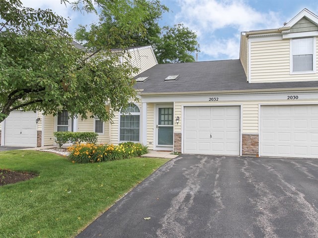 2032 Muirfield Circle Elgin, IL 60123 - Photo 1 of 21