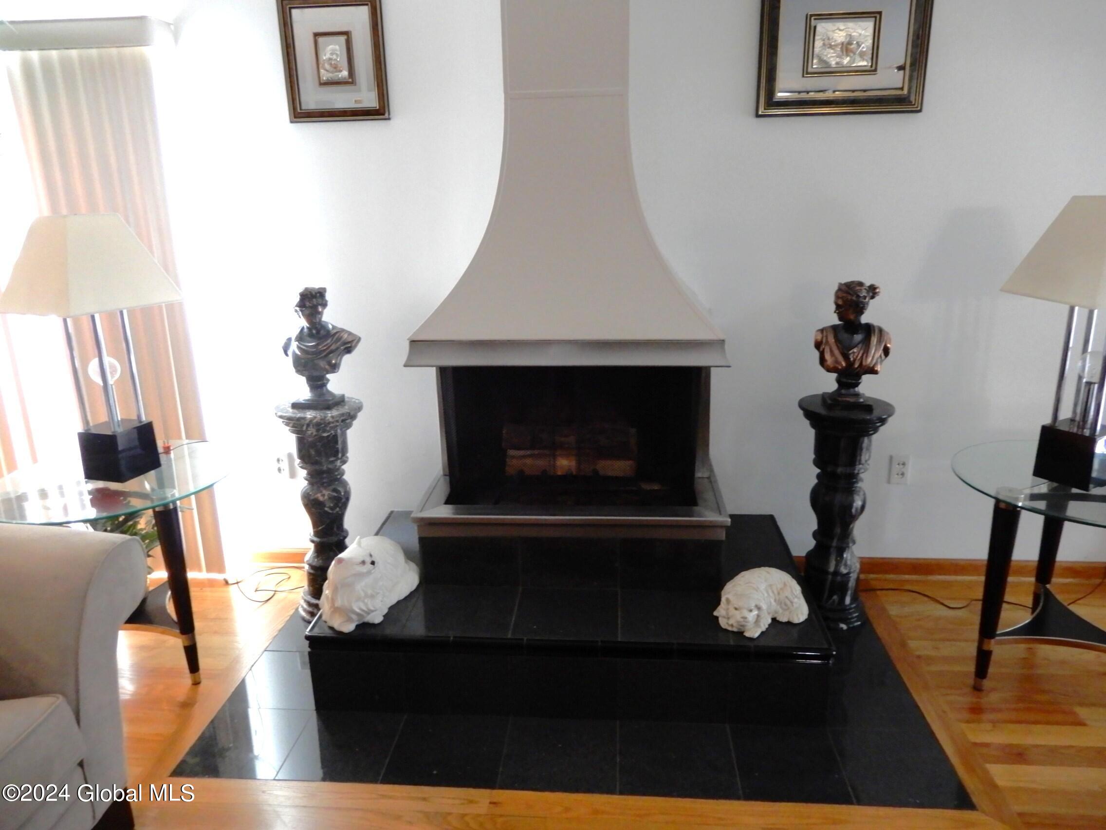 689-691 Hoosick Road Brunswick, NY 12180 - Photo 32 of 68 DSCN9817